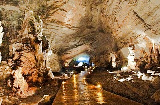 Sinkholes Water on The Geography Of Mexico   S Caves    Geo Mexico  The Geography Of