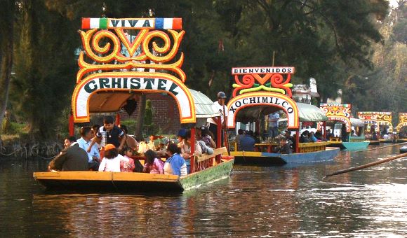 Xochimilco (Wikipedia; creative commons)