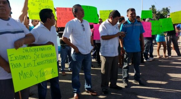 January 2016 march by owners of tortillerias asking for state government help