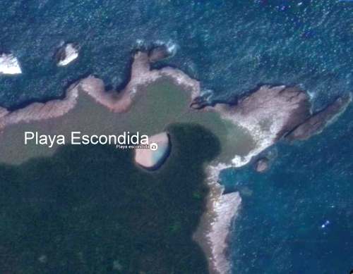 Playa Escondida. Source: Google Earth. Scale: The beach is about 30 m (100 ft) long.